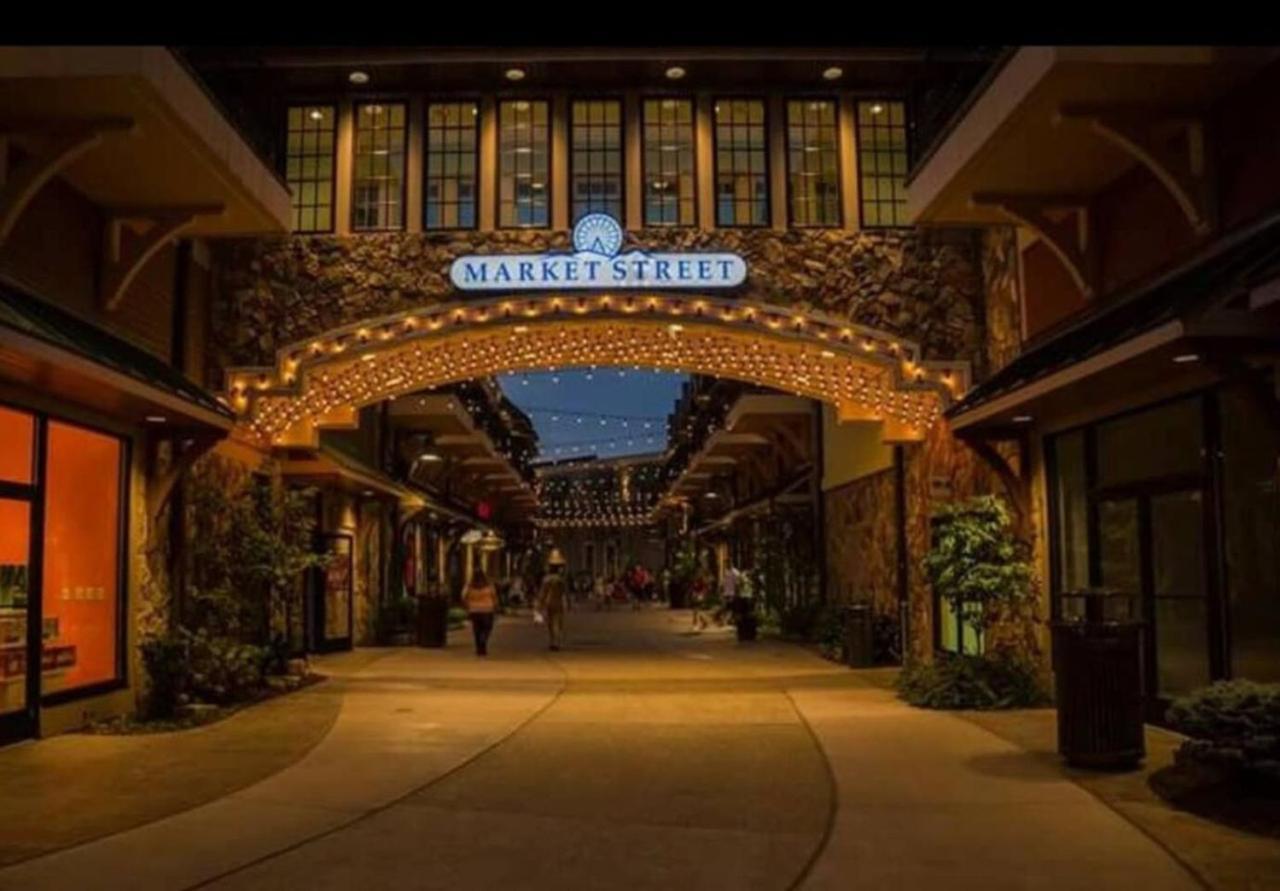Gt307 Romantic Condo Downtown Gatlinburg & Pool Bagian luar foto