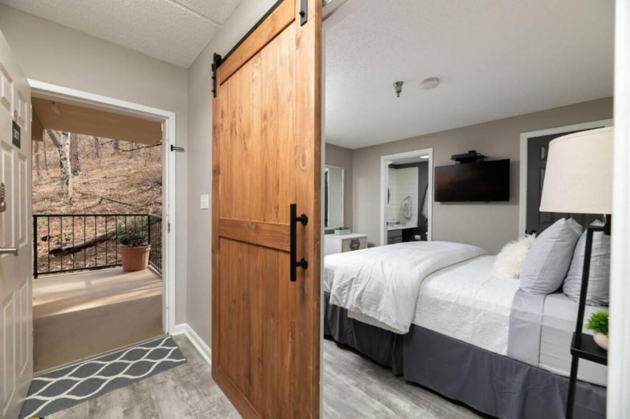 Gt307 Romantic Condo Downtown Gatlinburg & Pool Bagian luar foto
