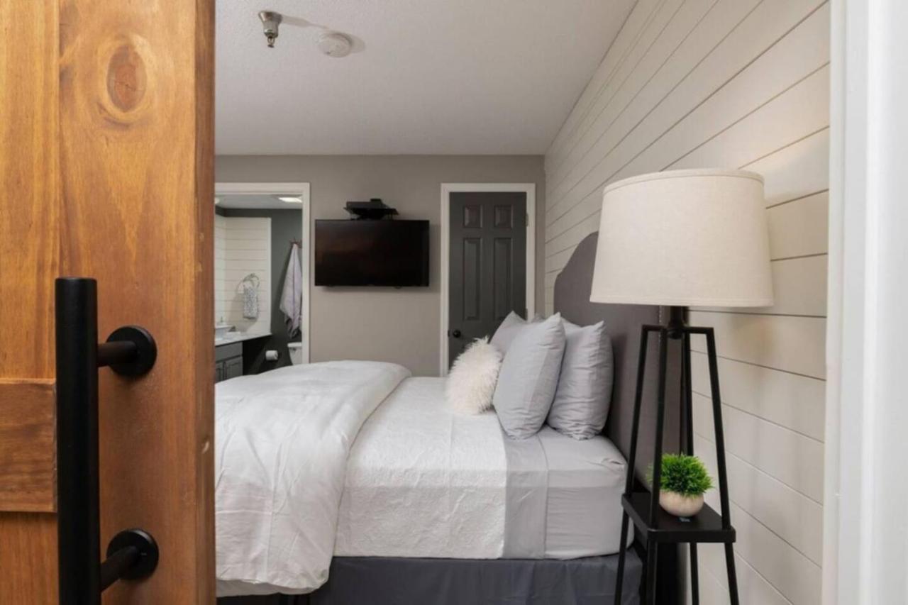 Gt307 Romantic Condo Downtown Gatlinburg & Pool Bagian luar foto