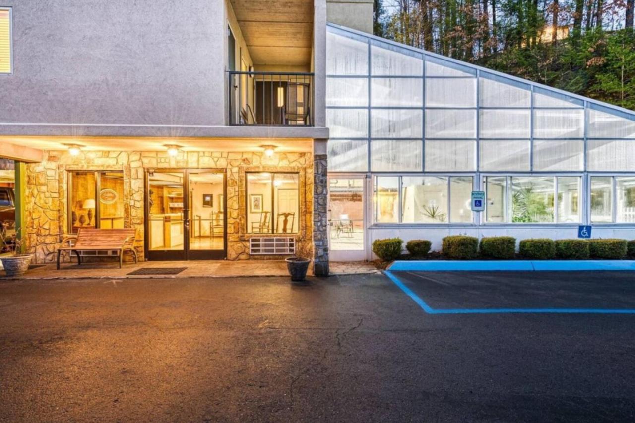 Gt307 Romantic Condo Downtown Gatlinburg & Pool Bagian luar foto